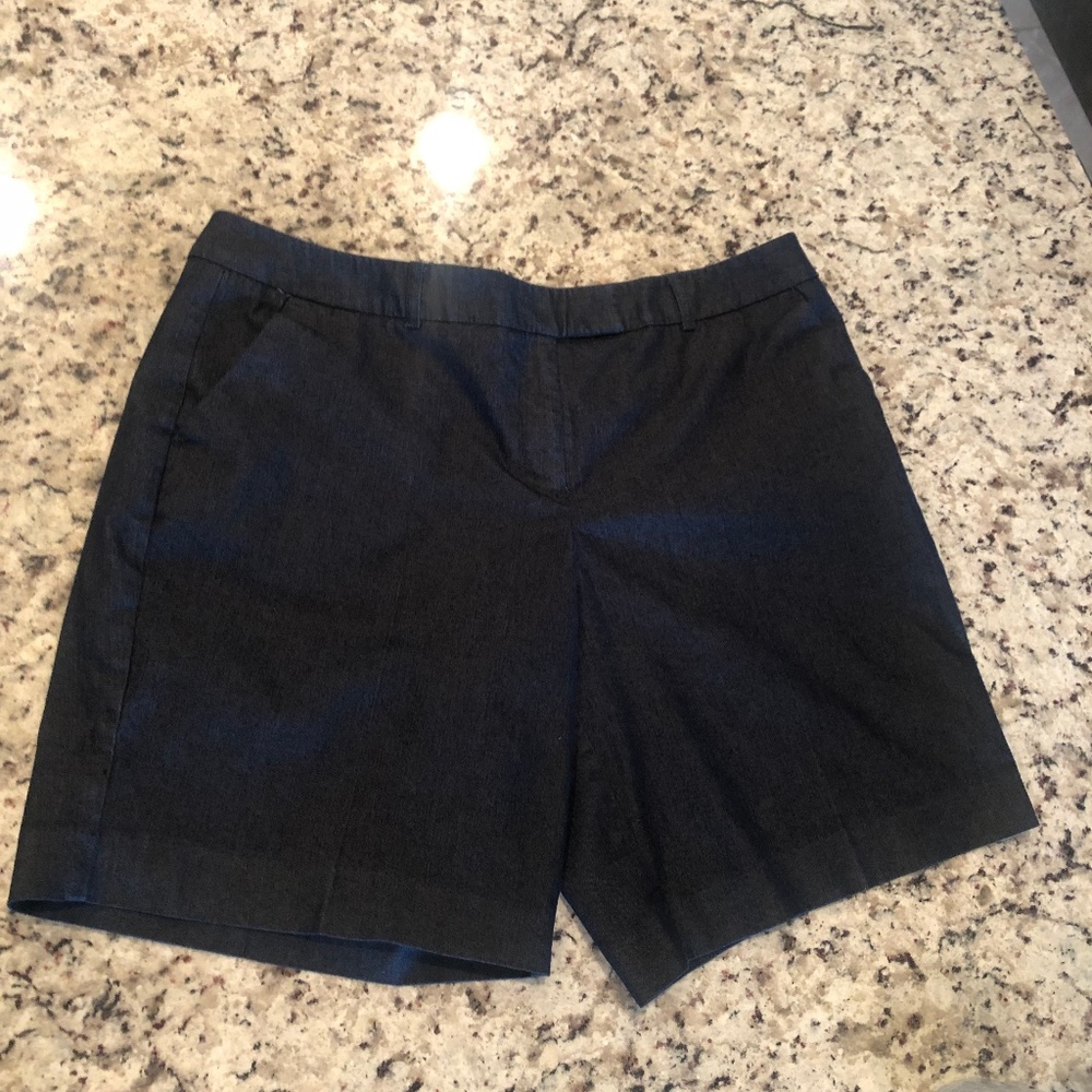 $ New York & Company Stretch Denim Chino Shorts 12